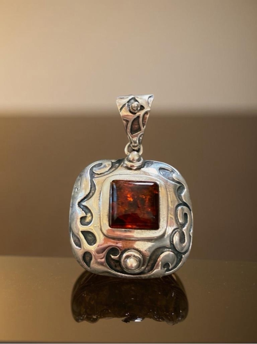 Silpada Sterling Silver Amber Pendant Necklace S0908